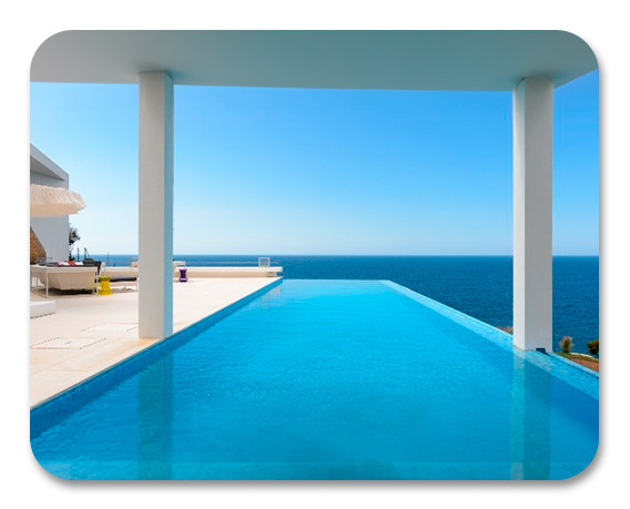 Luxury infinity edge pool